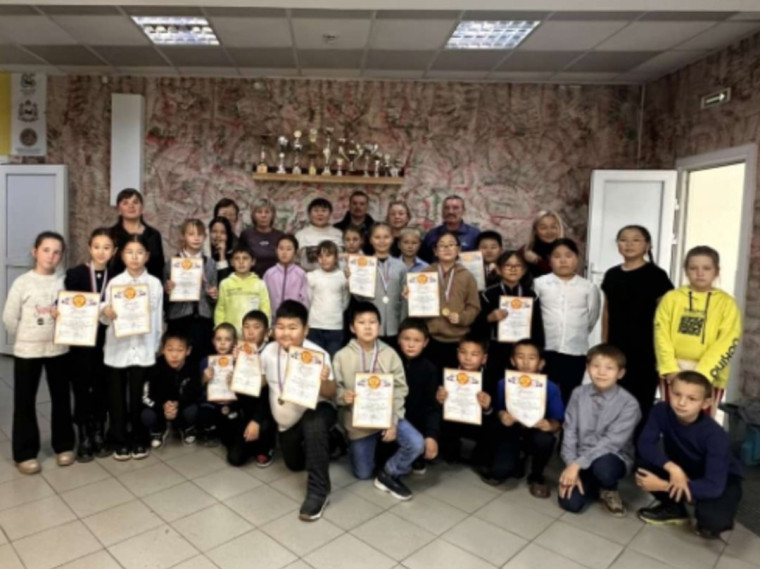 Районные соревнования по шашам..